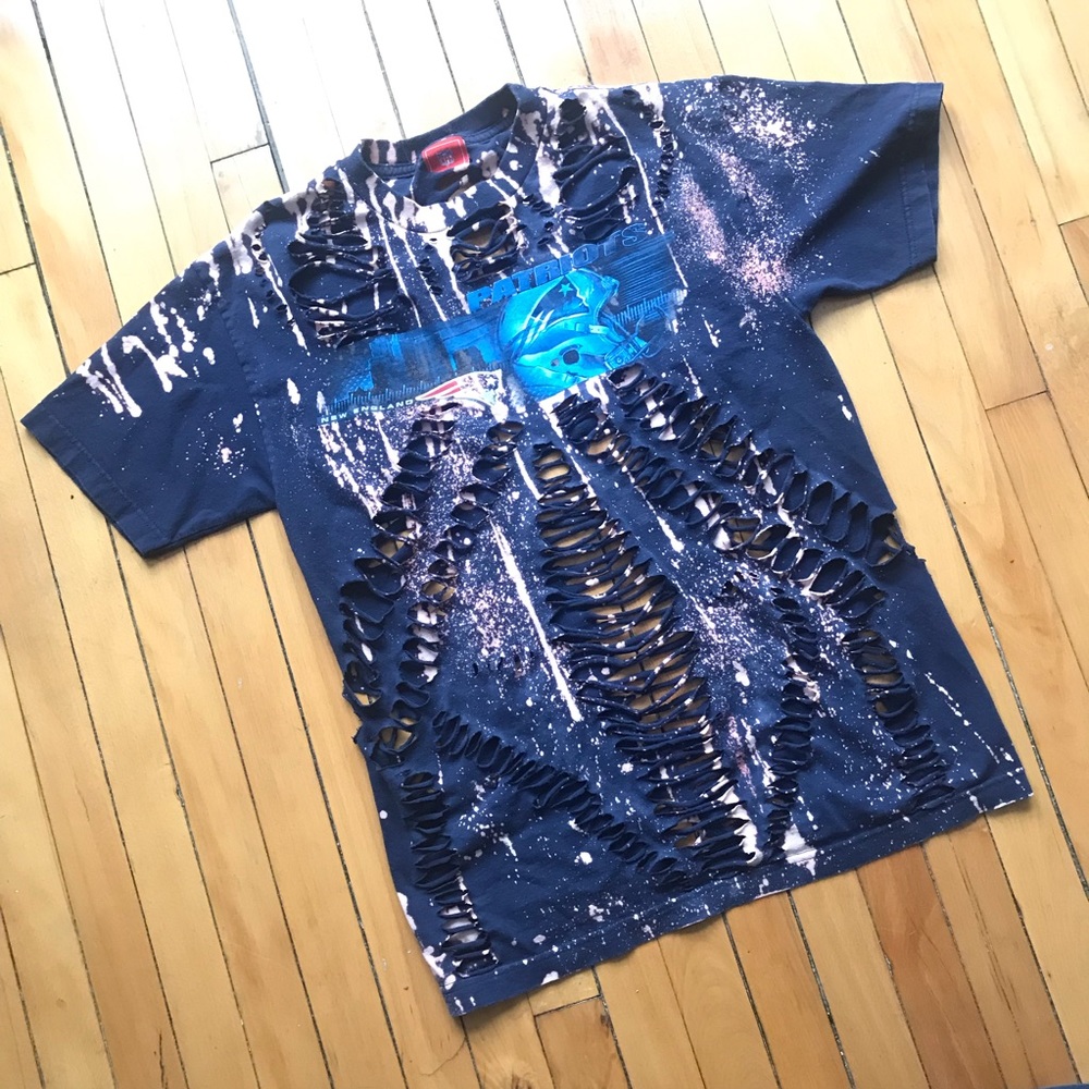 ▪️r e s t y l e d || bleached sliced ne pats tee▪️